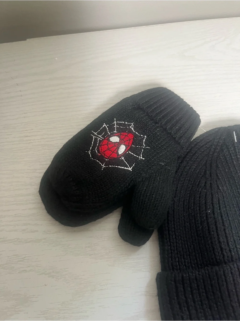 GAP Black Knit Beanie with Red Logo and Spiderweb Detail